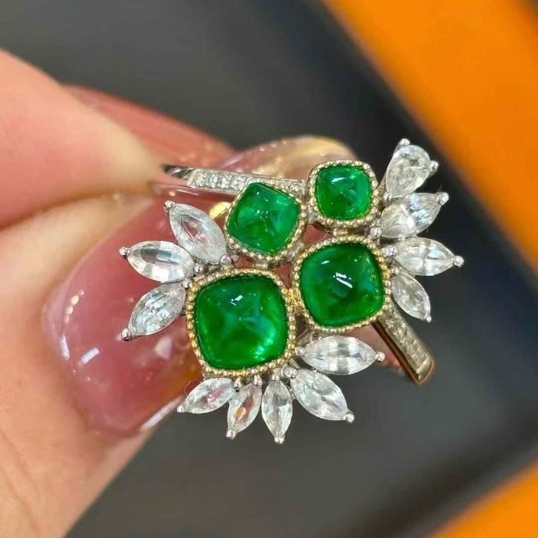 14k Gold 1.62 Ct Vivid Green Natural Emerald & Diamond & Sapphire Ring - 5