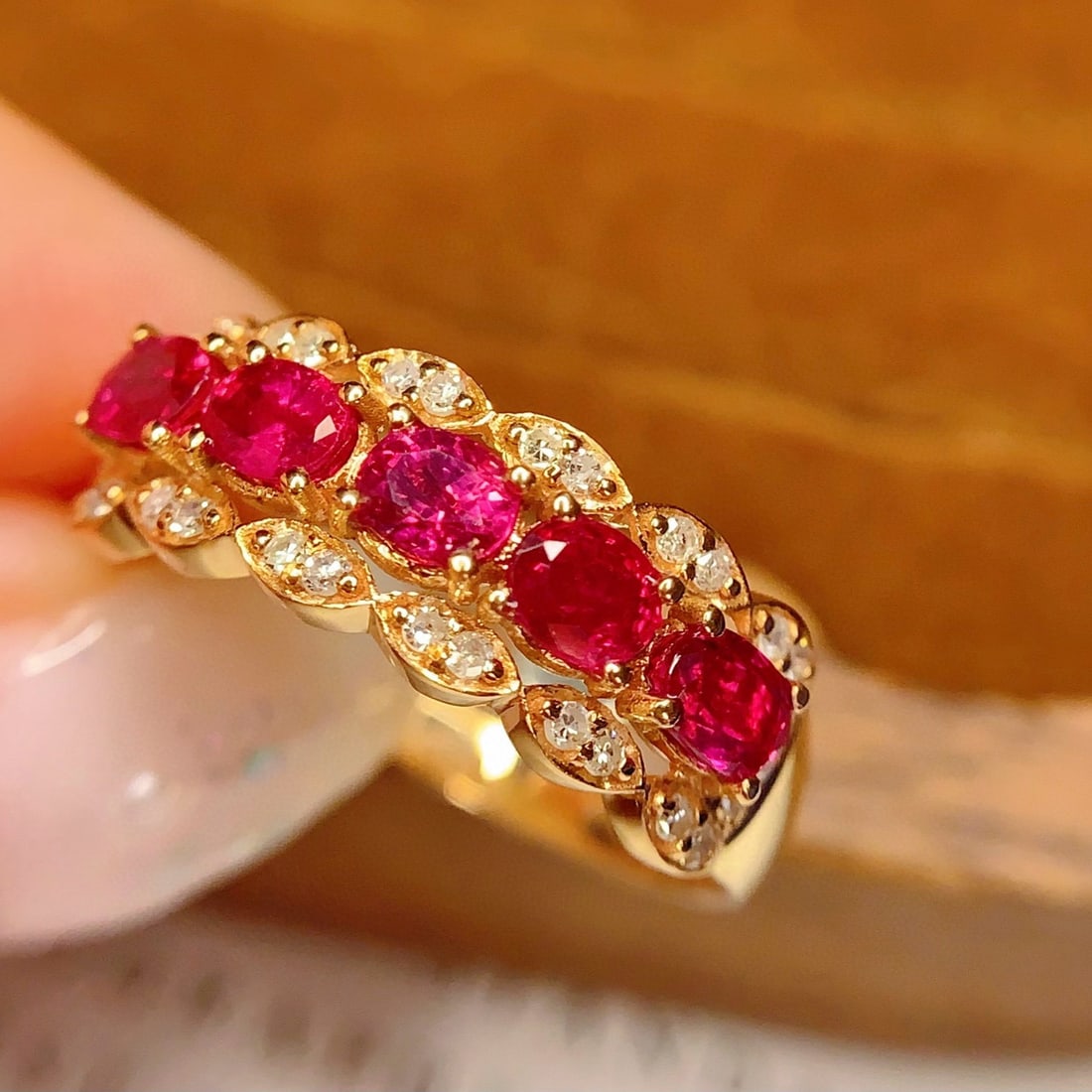 14k Gold 1.5 Ct Natural Ruby & Diamond Ring - 6