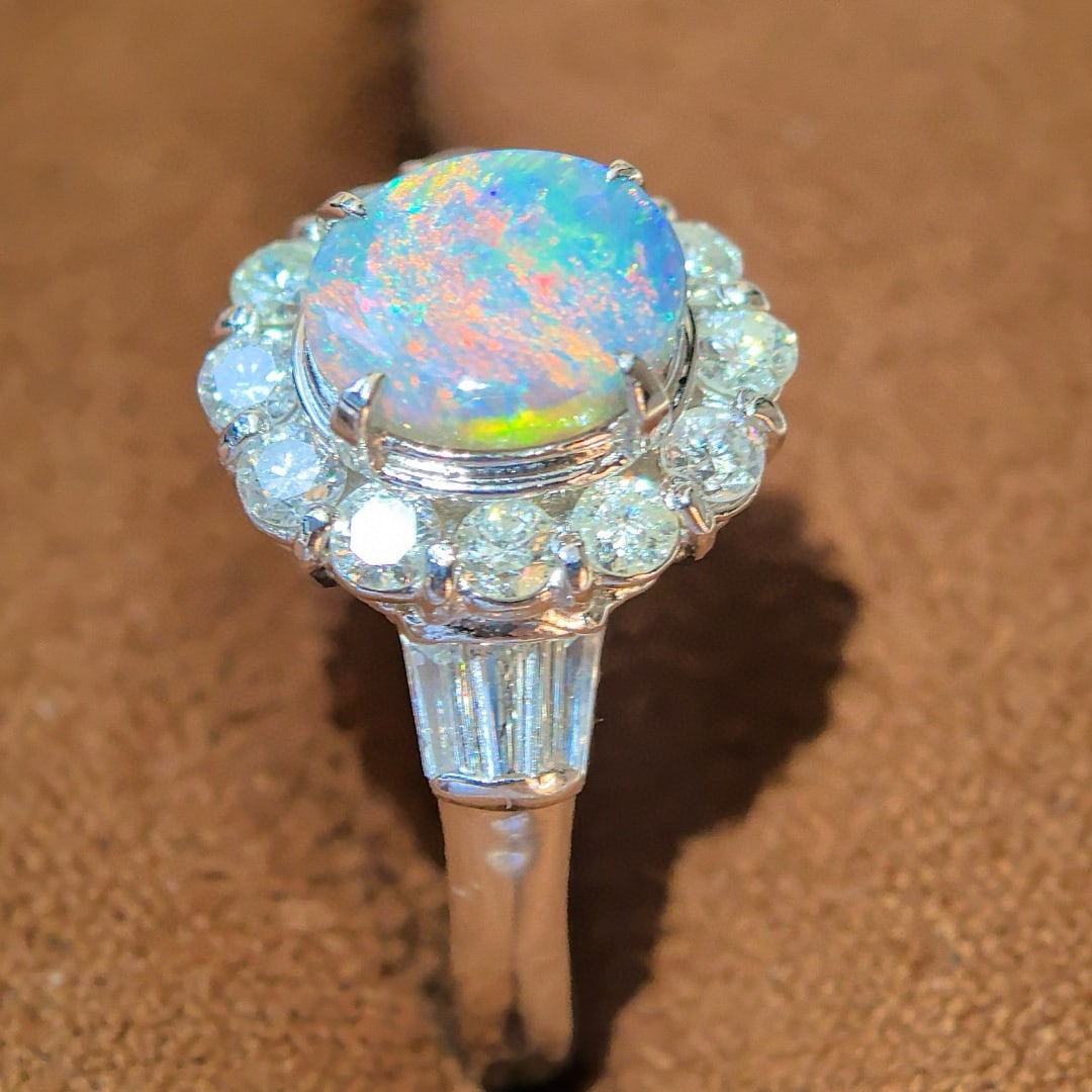 14k Gold 2.01 Ctw Natural Opal & Diamond Ring - 5