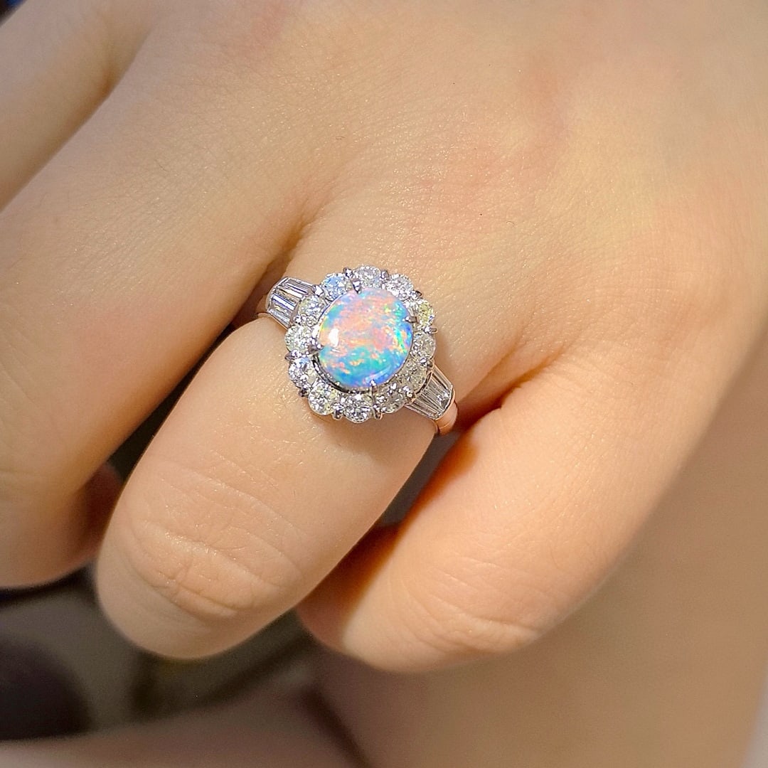 14k Gold 2.01 Ctw Natural Opal & Diamond Ring - 8