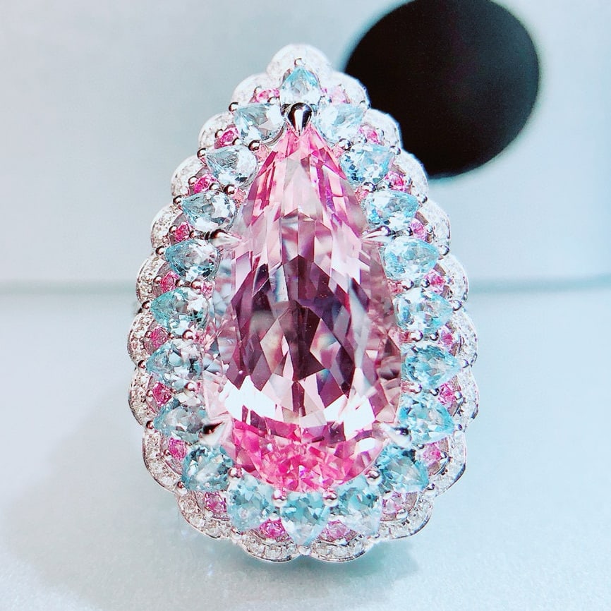 14k Gold 15.2 Ctw Natural Morganite & Aquamarine Ring/pendant( Without Chain ): Ref:231054024 // gold content:14k gold // ring size:7. 25us // // main gemstone:morganite // shape:pear // carat weight:7. 6ct // color:pink // treatment:natural // // adjacent gemstone 2 : aquamarine