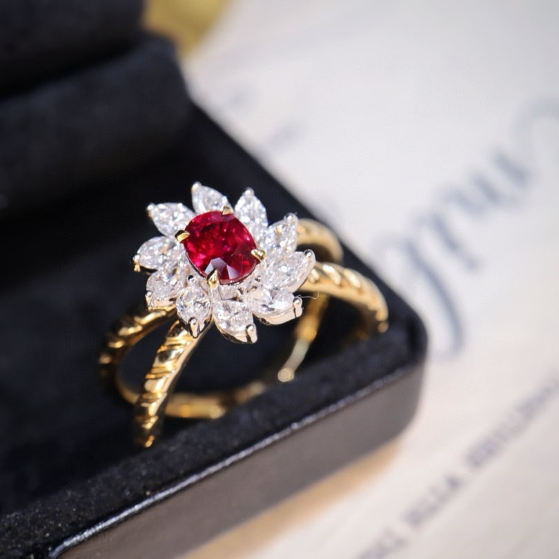14k Gold 1.33 Ctw Natural Ruby & Diamond Ring: Ref:231054033 // gold content:14k gold // ring size:7. 25us // // main gemstone:ruby // shape:oval // carat weight:0. 68ct // color:pigeonblood red // treatment:natural // // adjacent gemstone 2 :