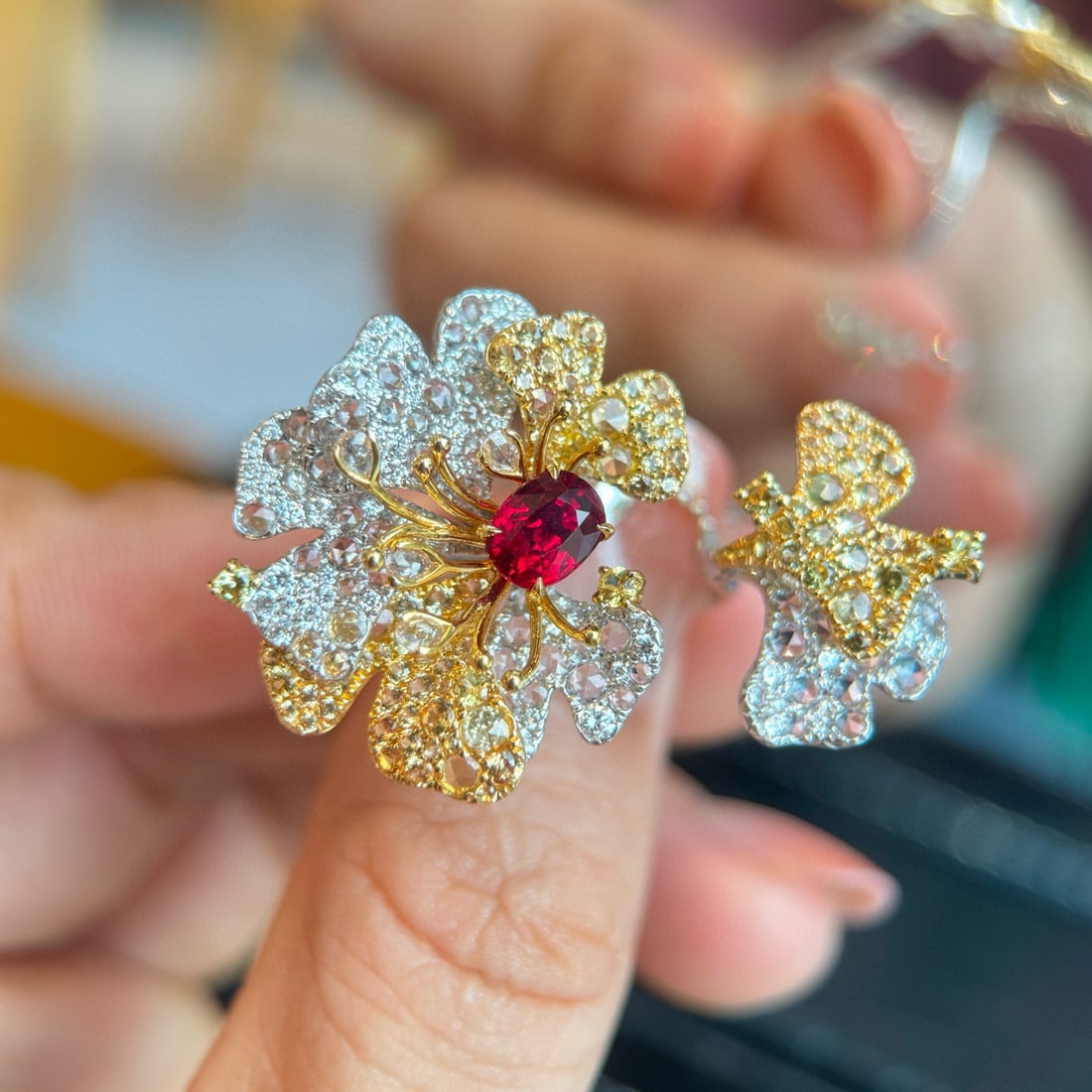 14k Gold 1.86 Ctw Natural Ruby & Diamond Ring - 2