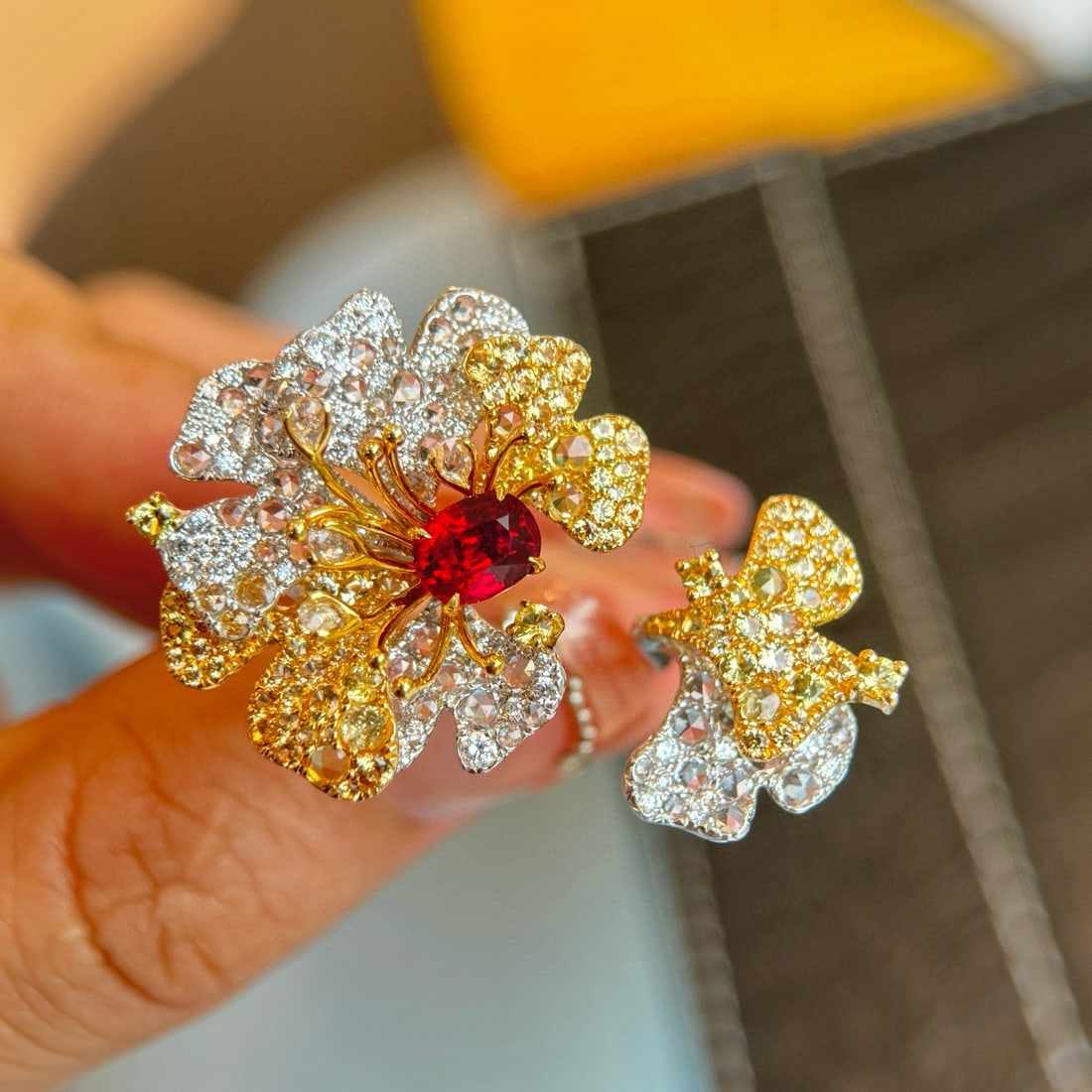 14k Gold 1.86 Ctw Natural Ruby & Diamond Ring - 3
