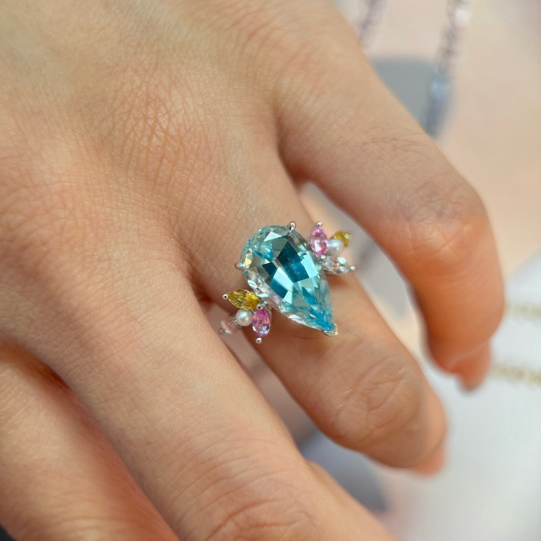 14k Gold 5.86 Ctw Natural Aquamarine & Sapphire Ring - 2