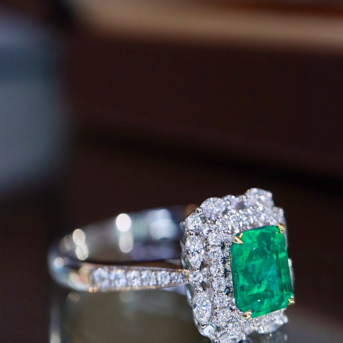 14k Gold 1.27 Ctw Natural Emerald & Diamond Ring - 2