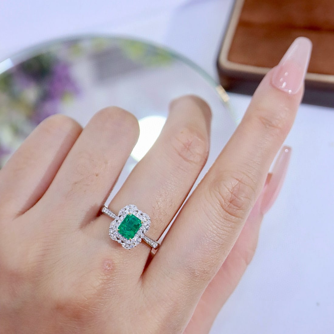 14k Gold 1.27 Ctw Natural Emerald & Diamond Ring - 4
