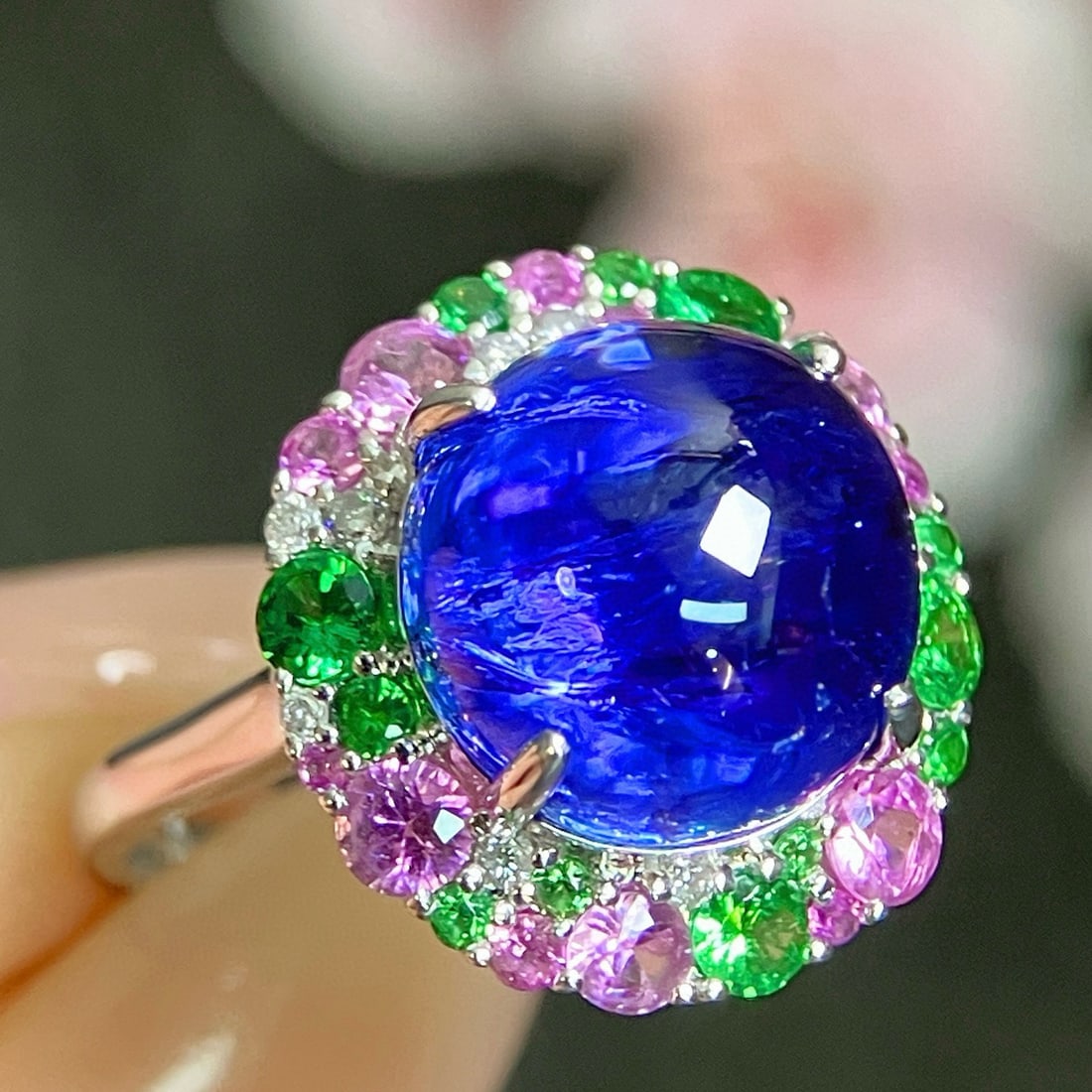 14k Gold 8.66 Ctw Natural Tanzanite & Tsavorite & Sapphire & Diamond Ring - 4