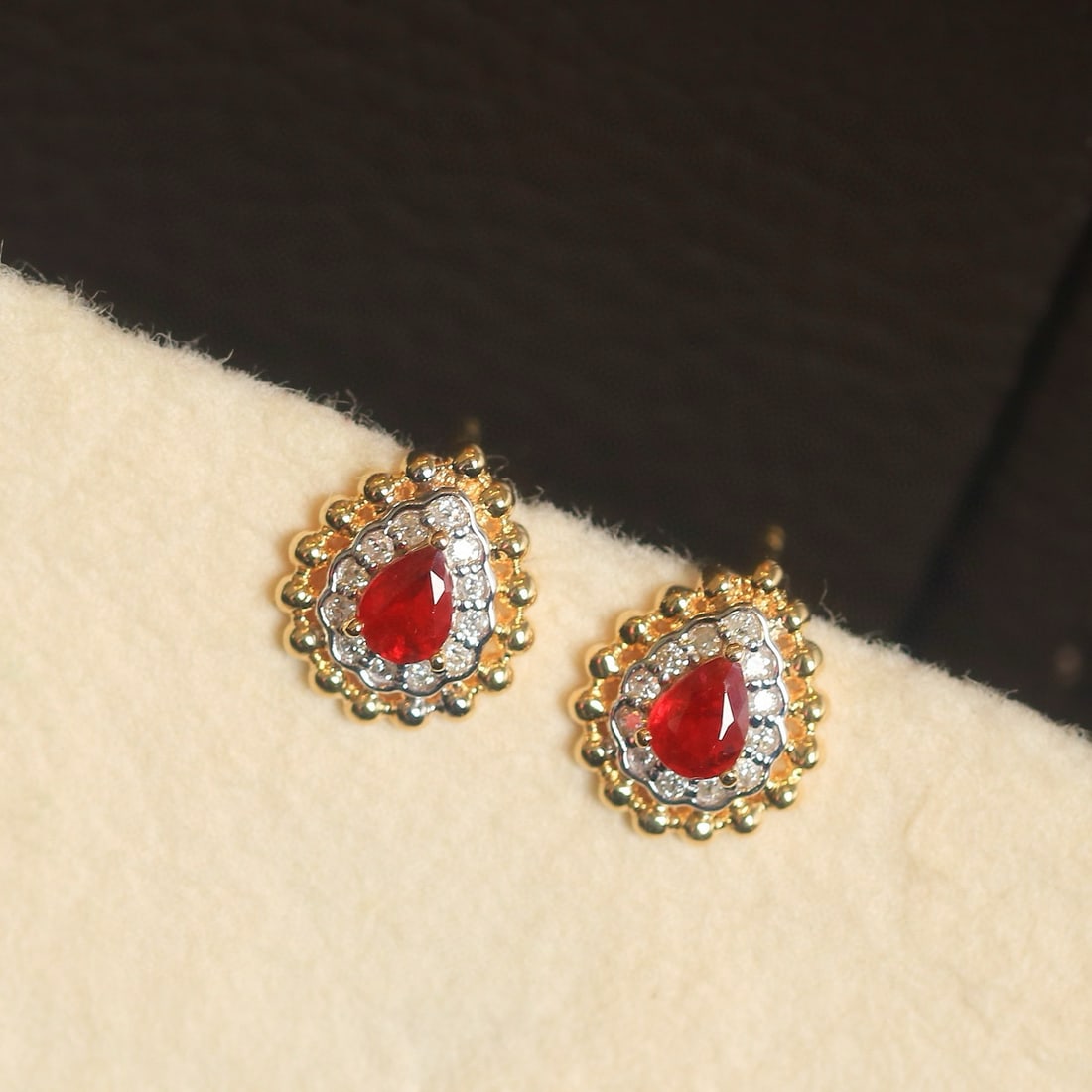 14k Gold 0.62 Ctw Natural Ruby & Diamond Earrings - 5