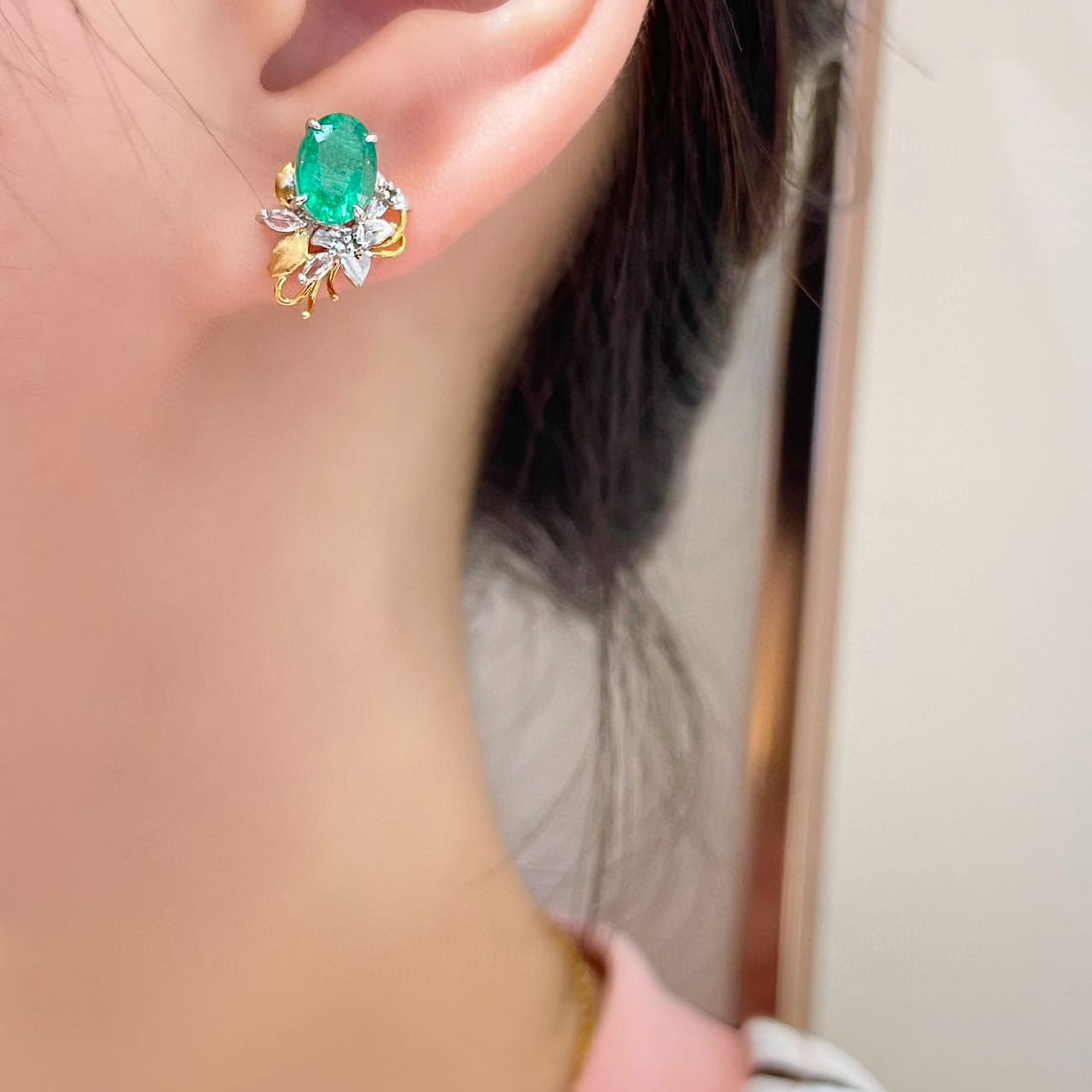 14k Gold 1.8 Ct Natural Emerald & Sapphire & Diamond Earrings - 5