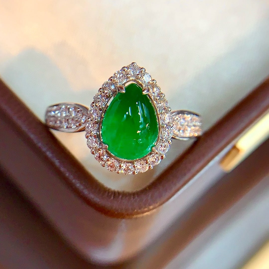 14k Gold 1.58 Ctw Vivid Green Natural Emerald & Diamond Ring - 3