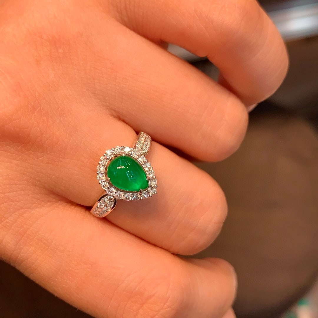 14k Gold 1.58 Ctw Vivid Green Natural Emerald & Diamond Ring - 5
