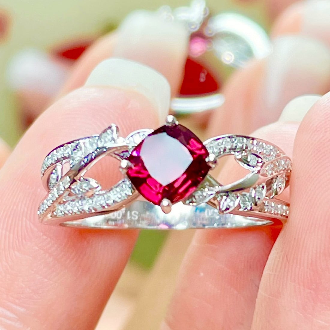 14k Gold 1 Ct Natural Spinel & Diamond Ring - 5