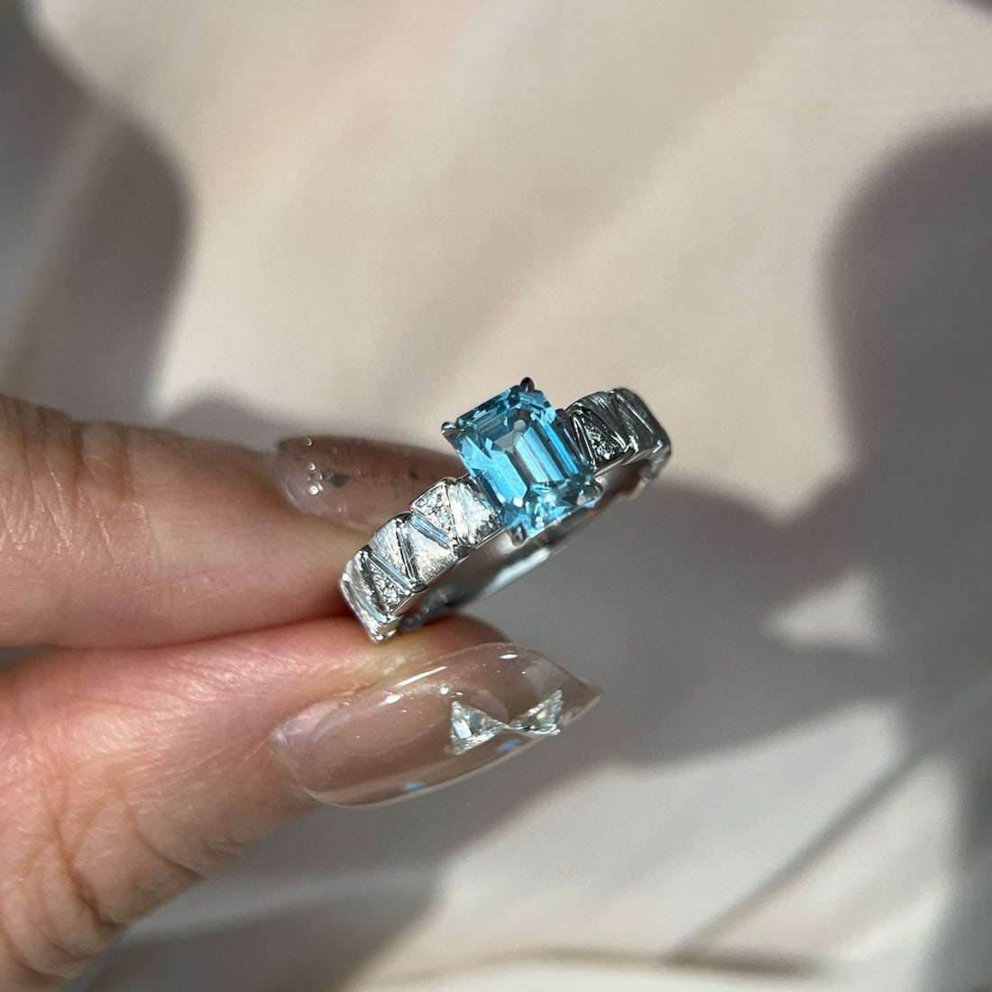 14k Gold 1.20 Ctw Natural Aquamarine & Diamond Ring - 2