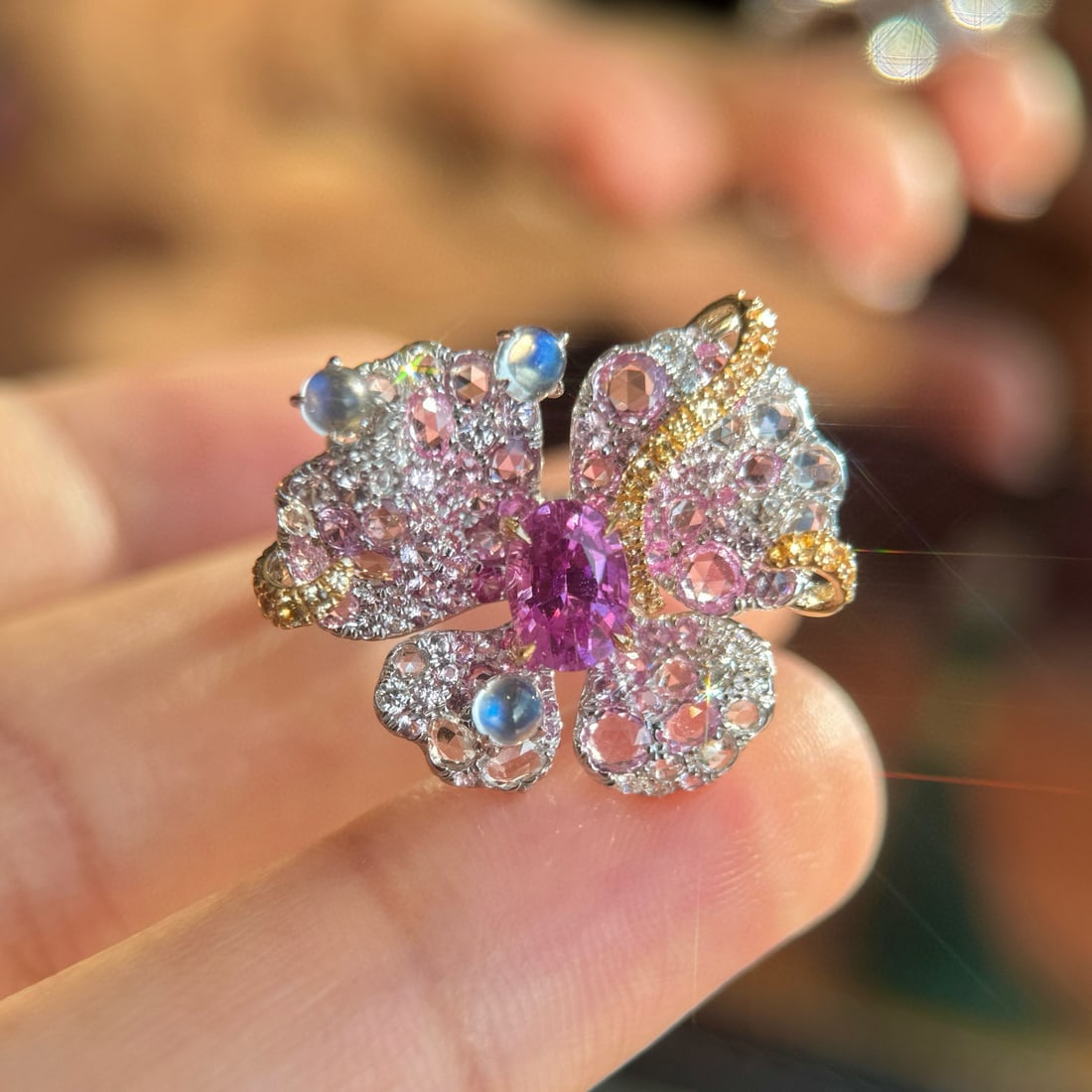 14k Gold 1.40 Ctw Natural Sapphire & Diamond Ring: Ref:231054136 // gold content:14k gold // ring size:7. 25us // // main gemstone:sapphire // shape:oval // carat weight:1. 24ct // color:pink // treatment:natural // // adjacent gemstone 2 : diamond //