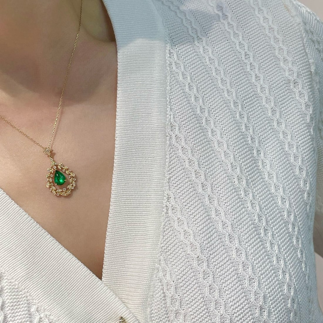 14k Gold 1 Ct Vivid Green Natural Emerald & Diamond Pendant( Without Chain ) - 5