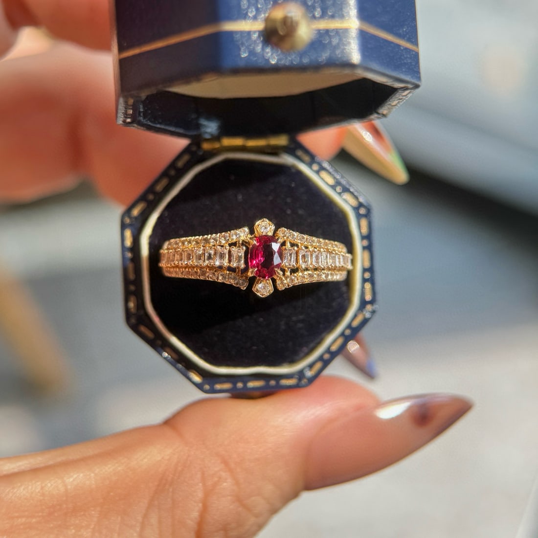 14k Gold 0.31 Ctw Natural Ruby & Diamond Ring: Ref:231054177 // gold content:14k gold // ring size:7. 25us // // main gemstone:ruby // shape:oval // carat weight:0. 30ct // color:red // treatment:natural // // adjacent gemstone 2 : diamond //