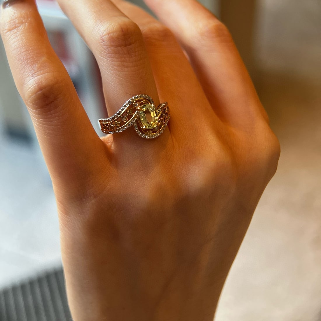 14k Gold 1.12 Ctw Natural Chrysoberyl & Diamond Ring - 3