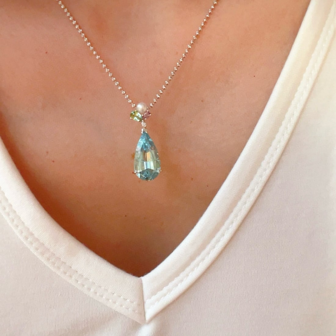 14k Gold 4.50 Ctw Natural Aquamarine & Diamond Pendant( Without Chain ) - 3
