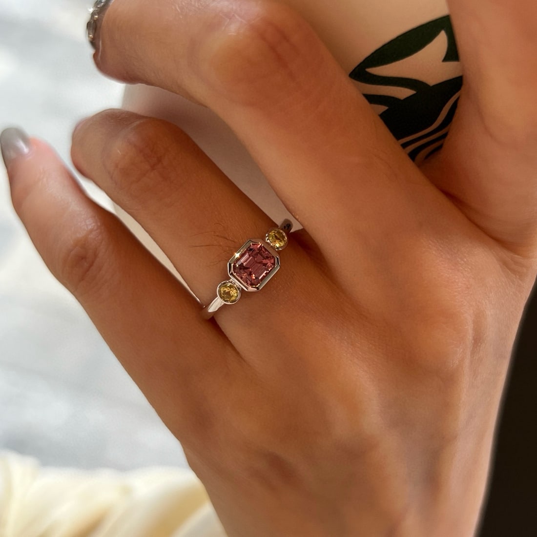 14k Gold 0.93 Ctw Natural Tourmaline & Sapphire Ring - 4