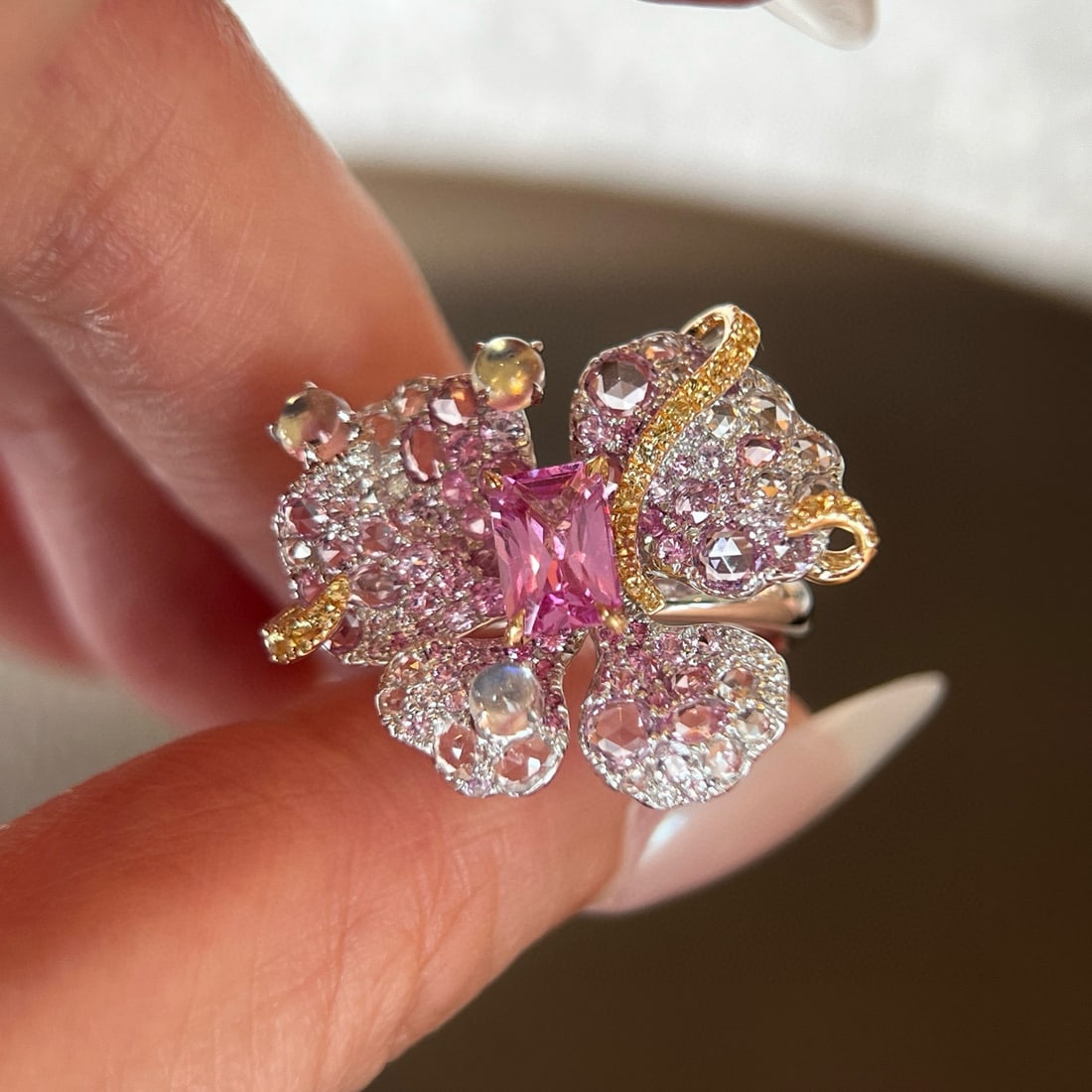 14k Gold 1.33 Ctw Natural Sapphire & Diamond Ring: Ref:231054208 // gold content:14k gold // ring size:7. 25us // // main gemstone:sapphire // shape:octagonal // carat weight:1. 19ct // color:pink // treatment:natural // // adjacent gemstone 2 :