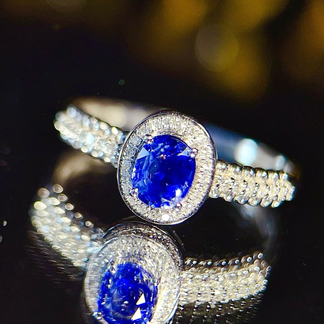 14k Gold 0.75 Ct Natural Sapphire & Diamond Ring - 2