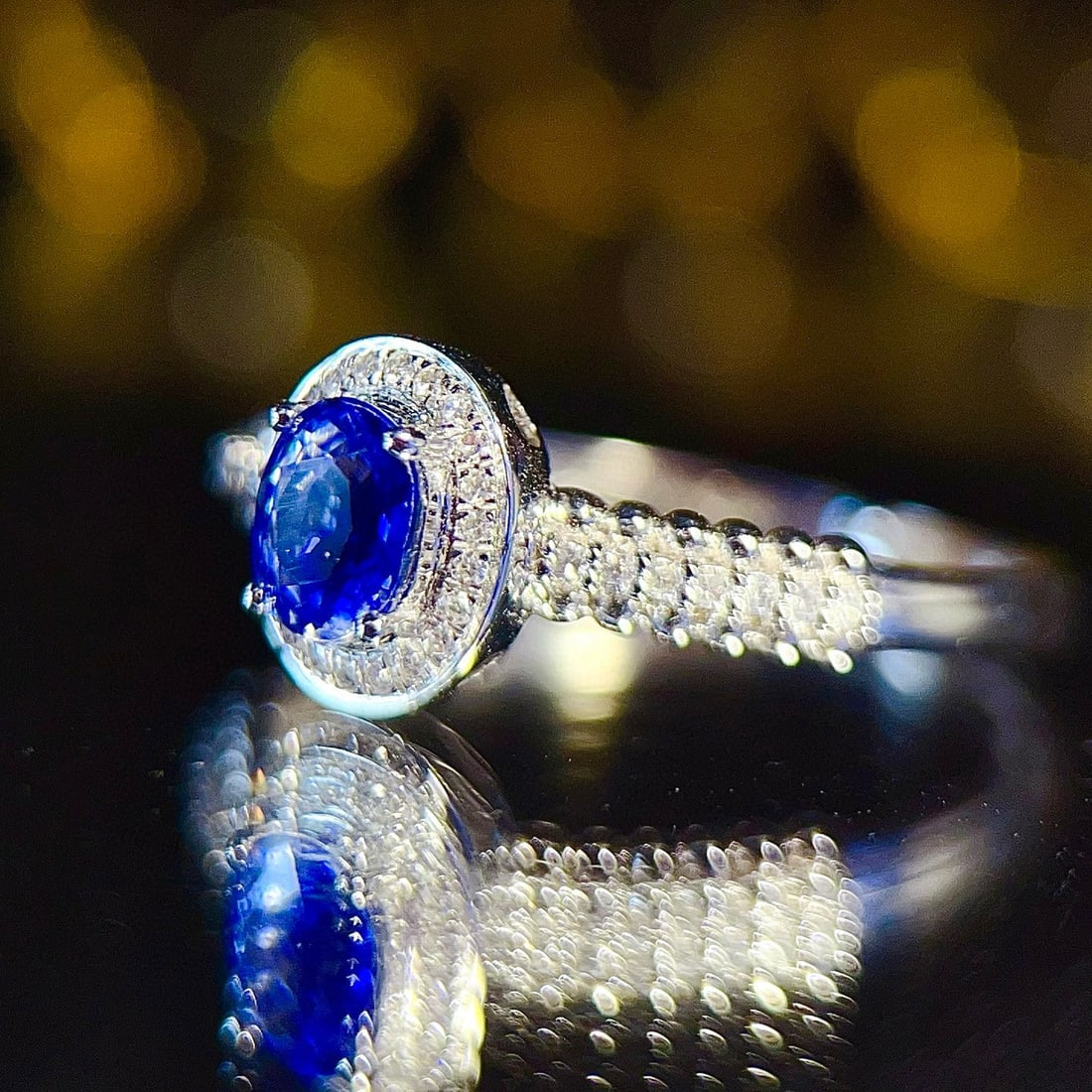 14k Gold 0.75 Ct Natural Sapphire & Diamond Ring - 3