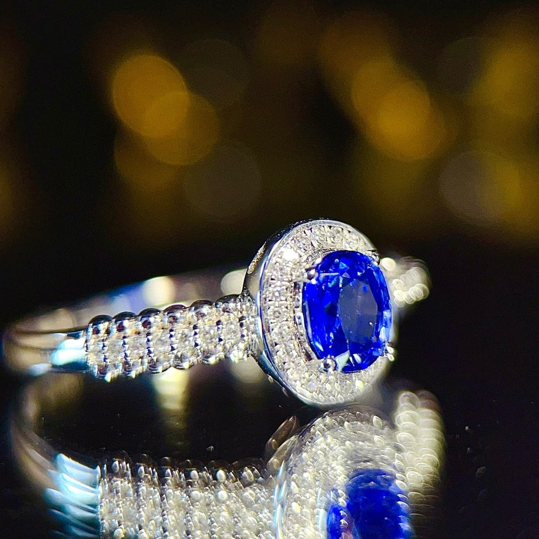 14k Gold 0.75 Ct Natural Sapphire & Diamond Ring - 4