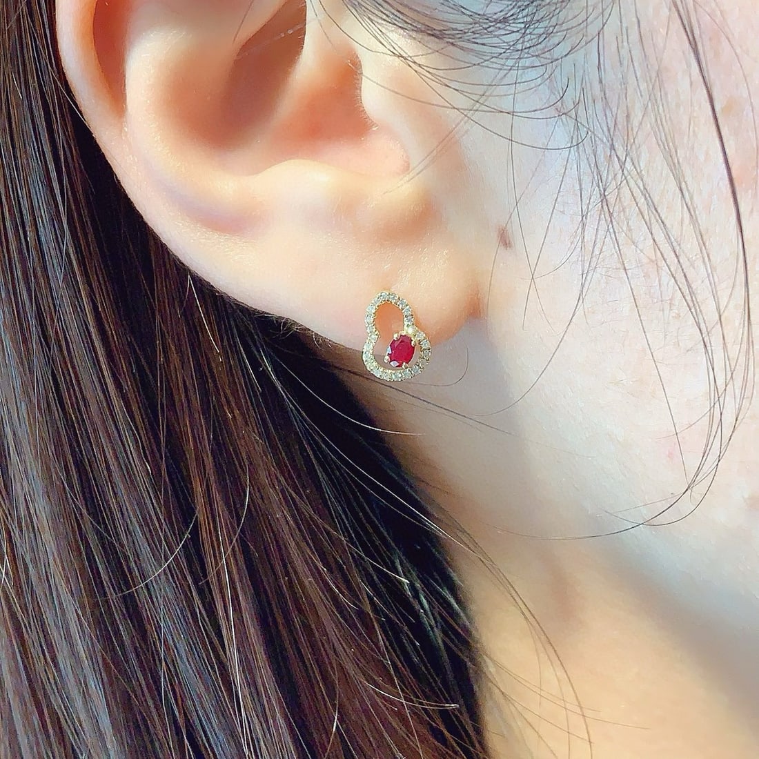 14k Gold 0.38 Ctw Vivid Red Natural Ruby & Diamond Earrings - 5