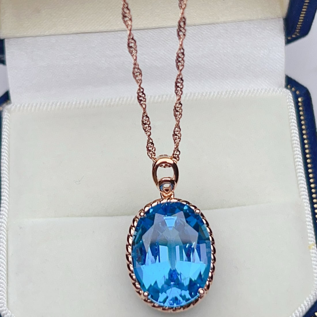 14k Gold 13.95 Ct Natural Topaz Pendant( Without Chain ) - 3