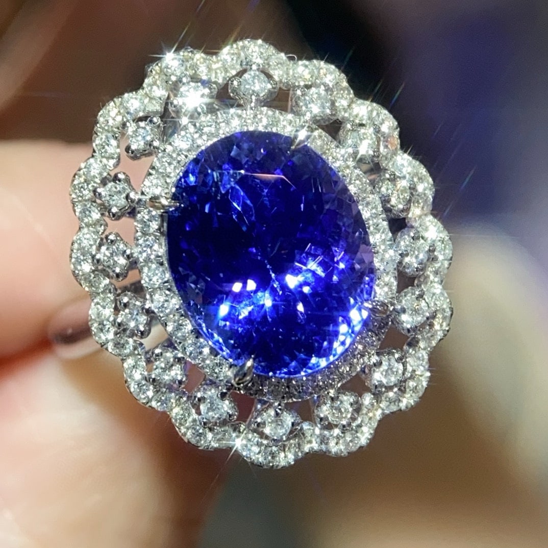14k Gold 5.25 Ctw Natural Tanzanite & Diamond Ring/pendant( Without Chain ): Ref:231054230 // gold content:14k gold // ring size:7. 25us // // main gemstone:tanzanite // shape:oval // carat weight:4. 22ct // color:blue // treatment:natural // // adjacent gemstone 2 : diamond /