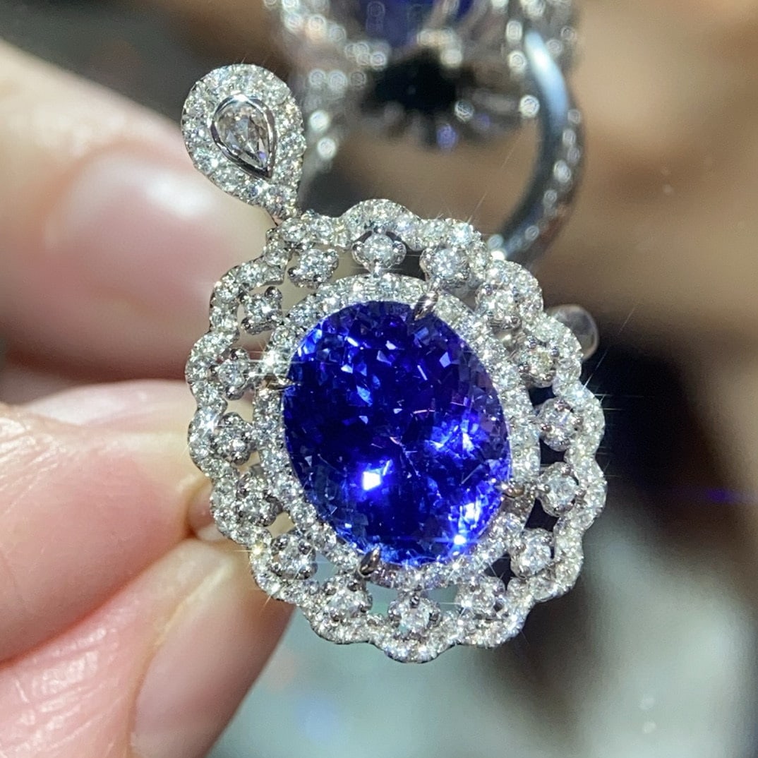 14k Gold 5.25 Ctw Natural Tanzanite & Diamond Ring/pendant( Without Chain ) - 3