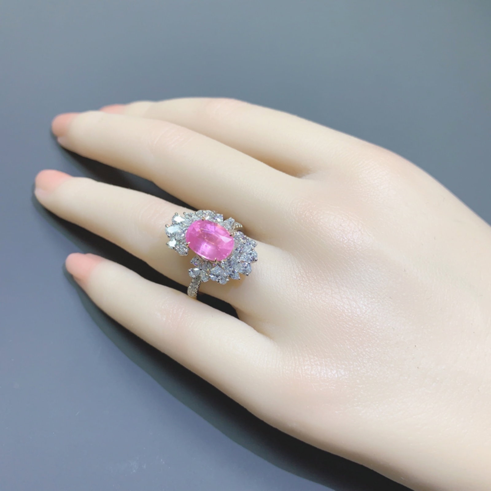 14k Gold 5.38 Ctw Natural Spinel & Diamond Ring - 6