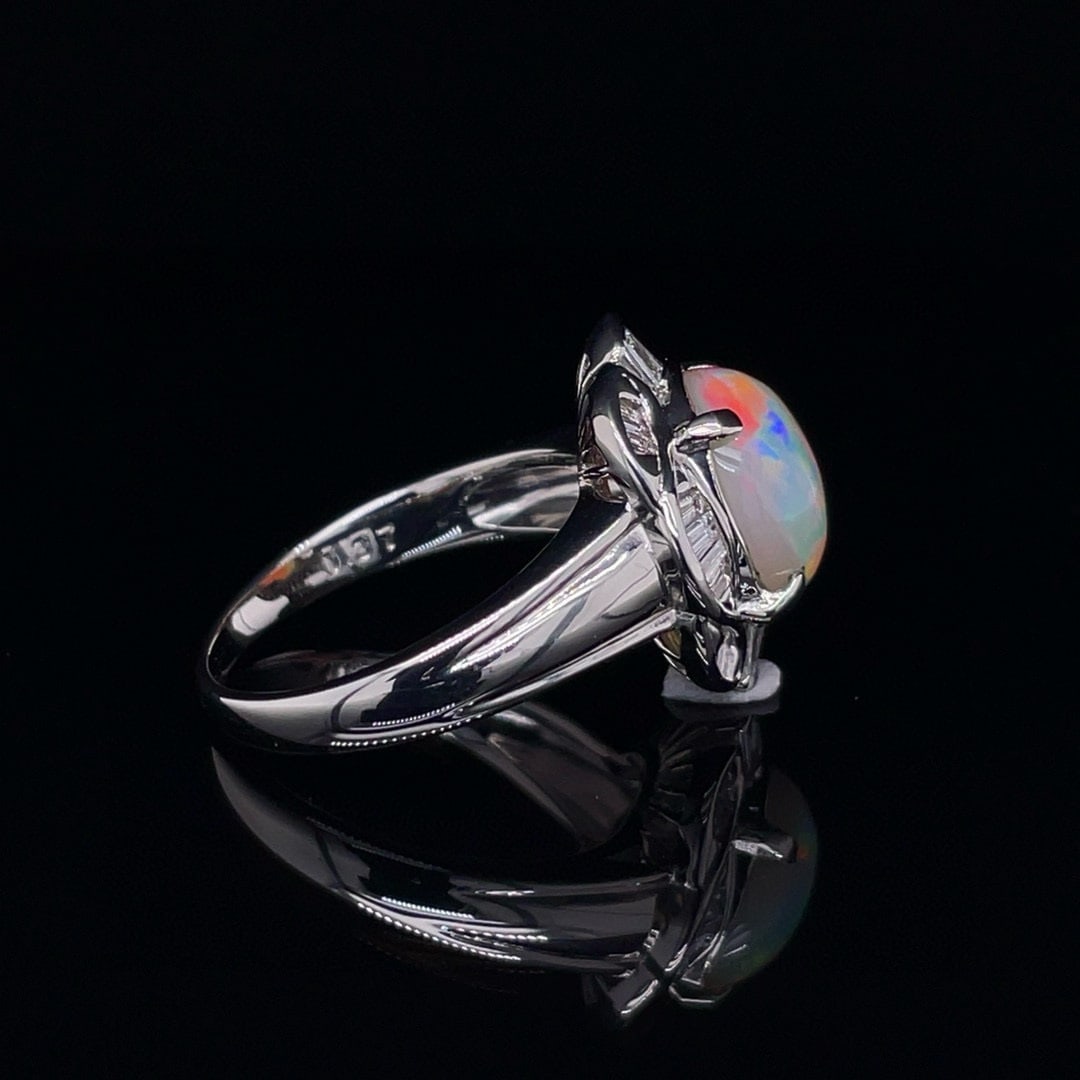 14k Gold 2.68 Ctw Natural Opal & Diamond Ring - 3
