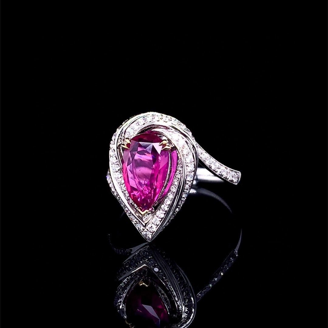 14k Gold 2.43 Ctw Natural Ruby & Diamond Ring - 2