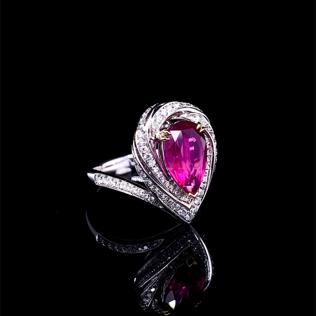 14k Gold 2.43 Ctw Natural Ruby & Diamond Ring - 3