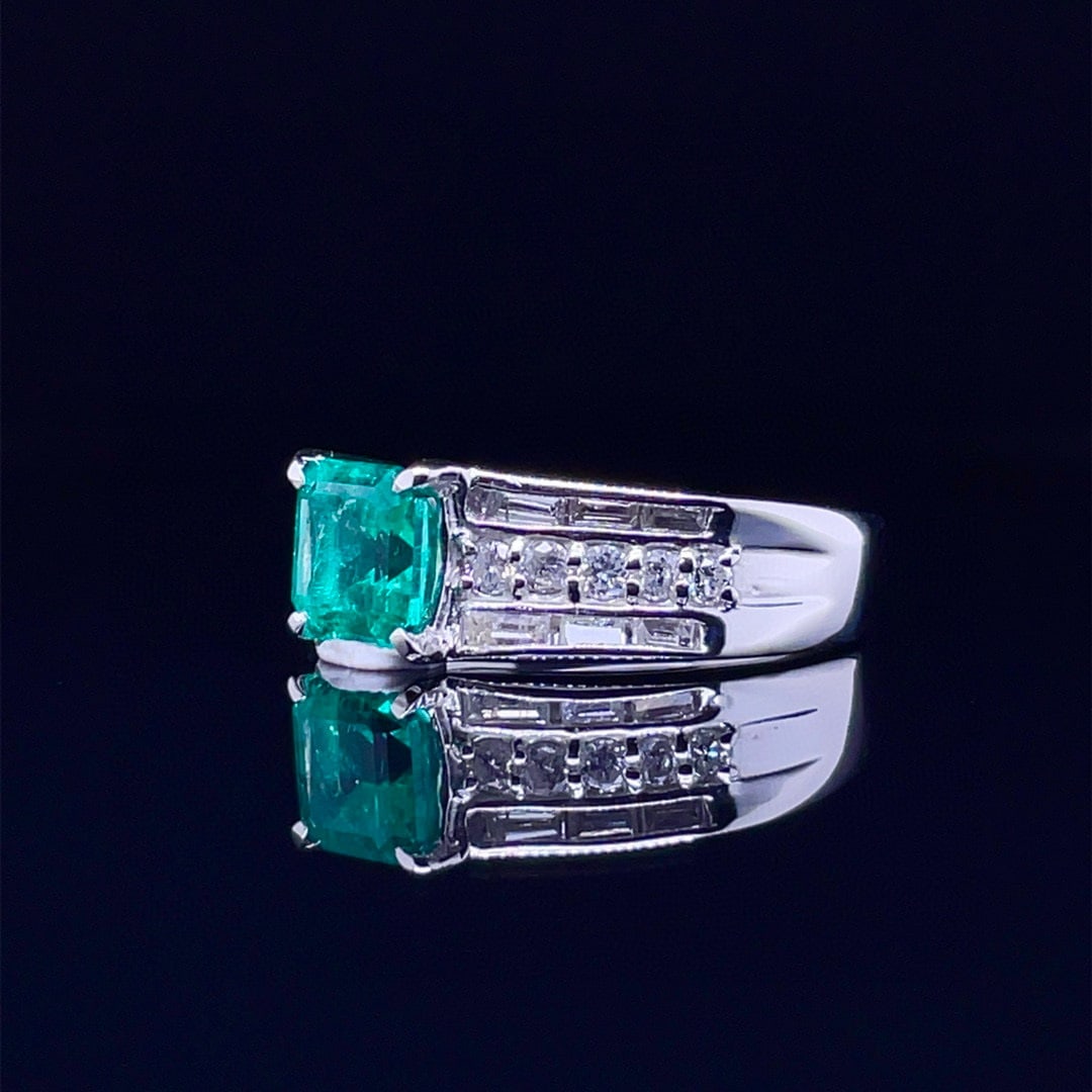 14k Gold 1.46 Ctw Natural Emerald & Diamond Ring - 2