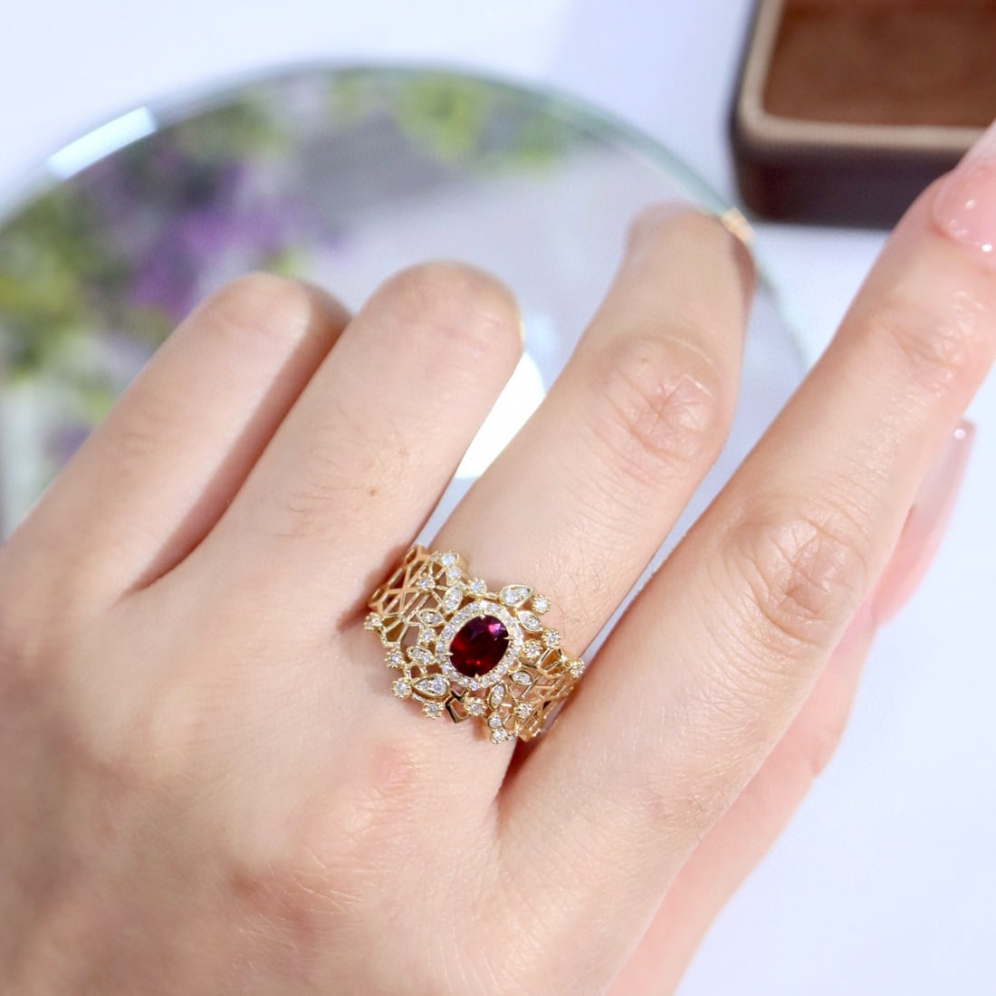 14k Gold 0.95 Ctw Natural Ruby & Diamond Ring - 4