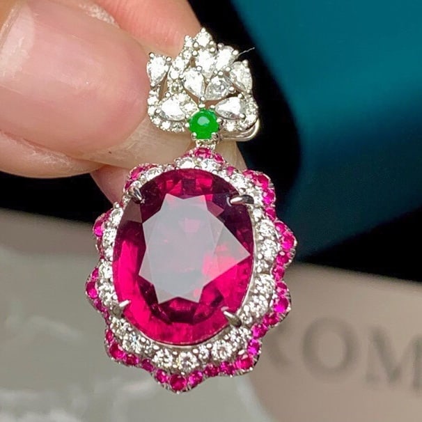 14k Gold 9.3 Ct Natural Tourmaline & Diamond Pendant( Without Chain ) - 2