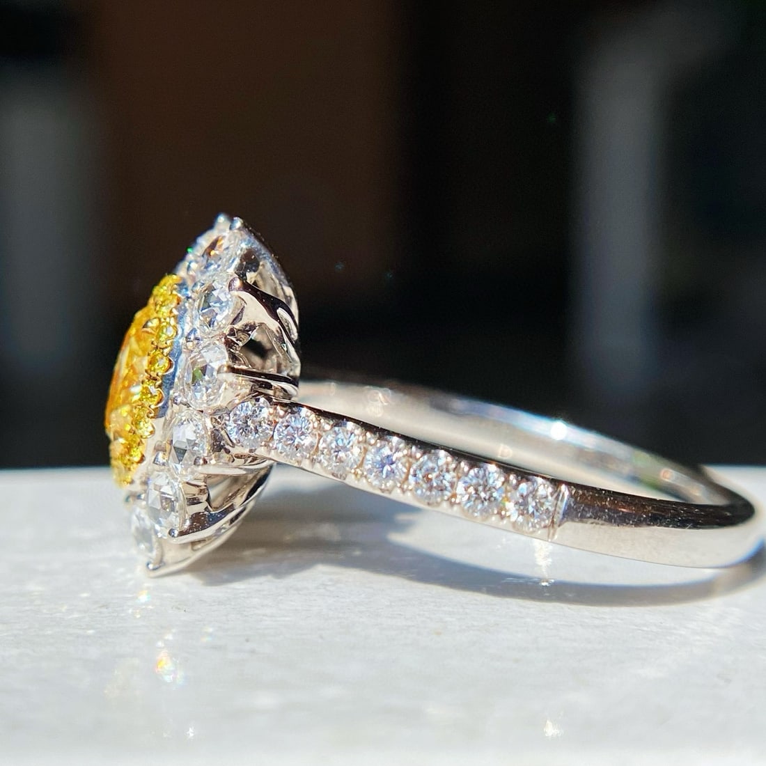 Gia Certified 14k Gold 1.17 Ctw Natural Yellow Diamond & Diamond Ring - 4