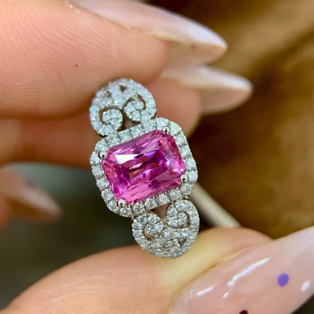 14k Gold 1.89 Ctw Natural Spinel & Diamond Ring: Ref:231054332 // gold content:14k gold // ring size:7. 25us // // main gemstone:spinel // shape:octagonal // carat weight:1. 58ct // color:pink // treatment:natural // // adjacent gemstone 2 :