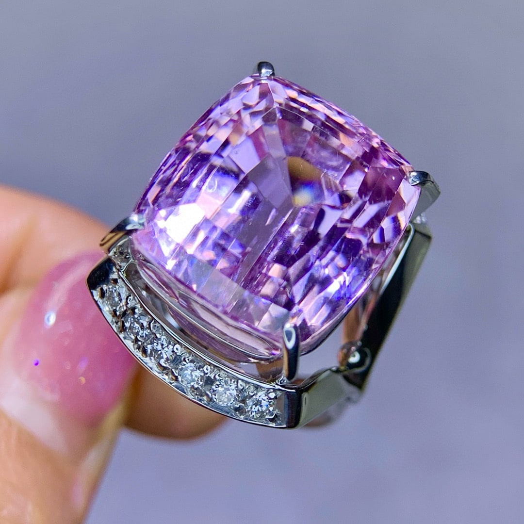 14k Gold 29.65 Ct Natural Kunzite & Diamond Ring - 3