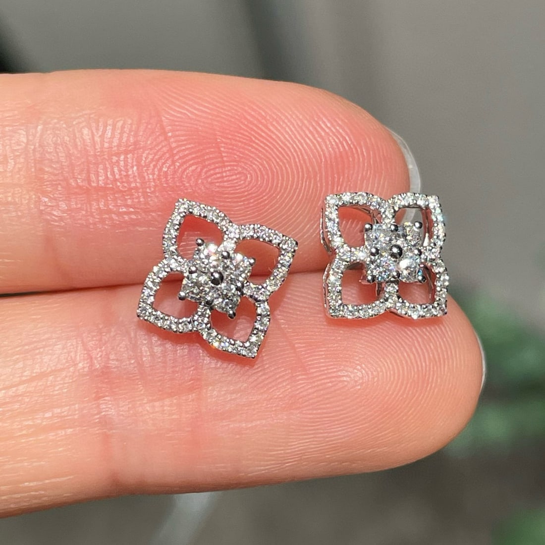 14k Gold 0.45 Ct Natural H Diamond Earrings - 2