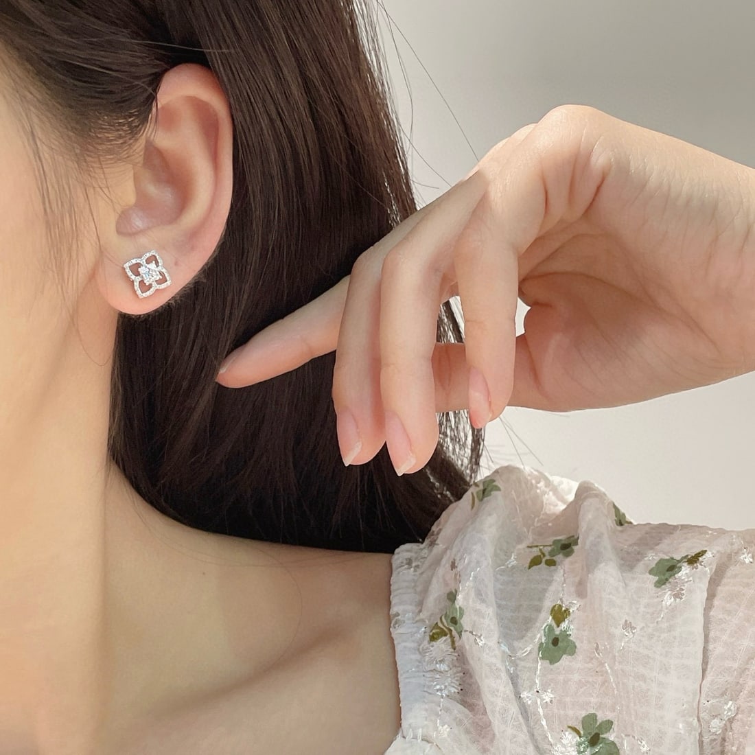 14k Gold 0.45 Ct Natural H Diamond Earrings - 5