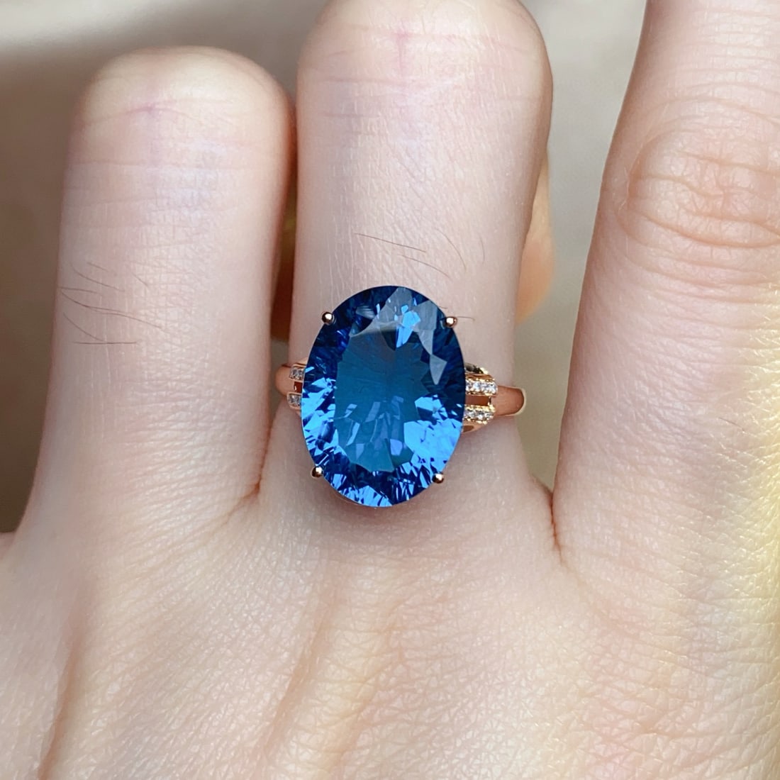 14k Gold 8.30 Ct Natural Topaz & Diamond Ring - 6