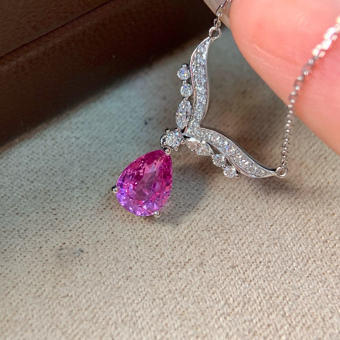 14k Gold 1.31 Ctw Natural Sapphire & Diamond Necklace - 3