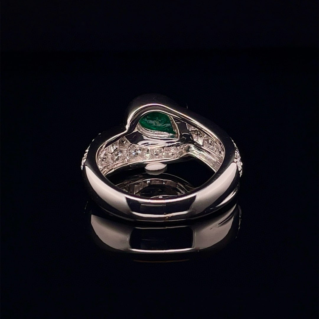 14k Gold 1.76 Ctw Natural Emerald & Diamond Ring - 4