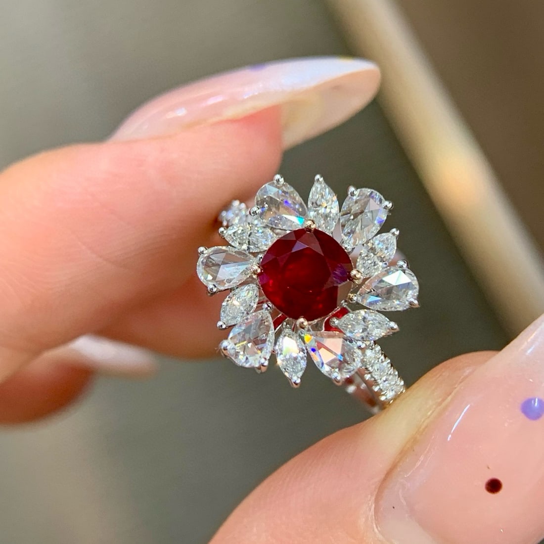 14k Gold 2.14 Ctw Natural Ruby & Diamond Ring - 5