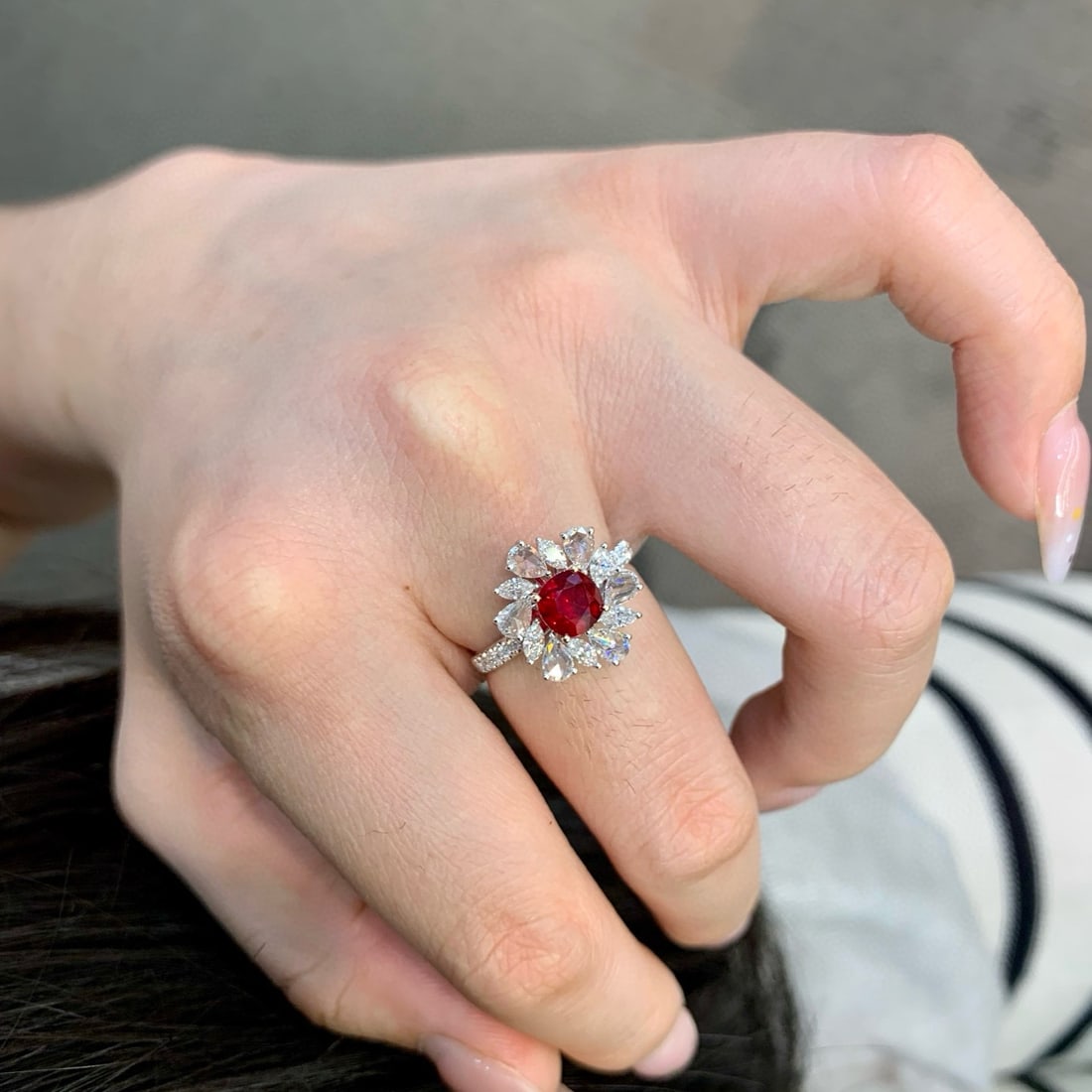 14k Gold 2.14 Ctw Natural Ruby & Diamond Ring - 7