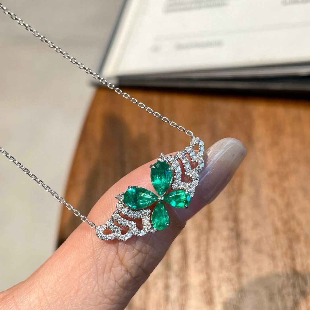14k Gold 1 Ct Natural Emerald & Diamond Necklace - 5